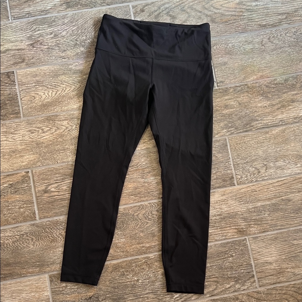 Lululemon Wunder Under High Rise 25” ribbed black tights leggings size 8
